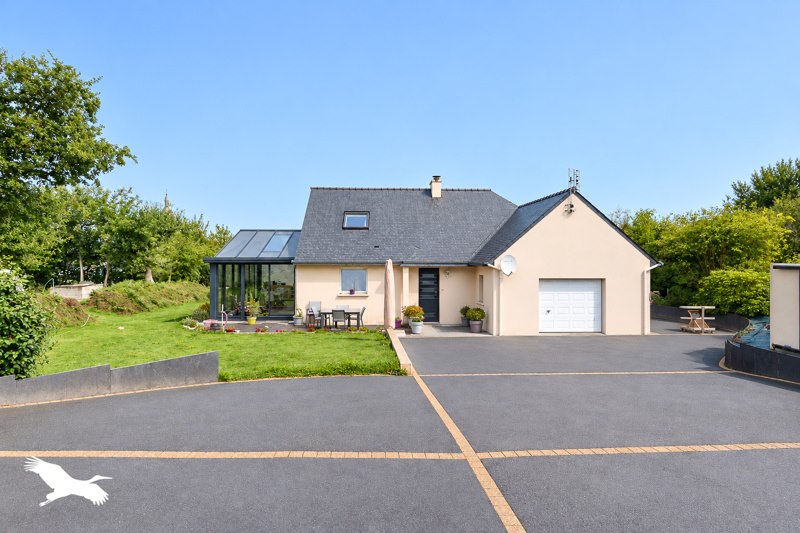 Vente Maison ST MEEN 29260 9 pièces - 166 m²