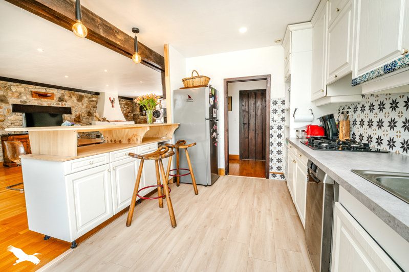 Vente Maison POULLAN SUR MER - 6 pièces -153 m² - (29100)