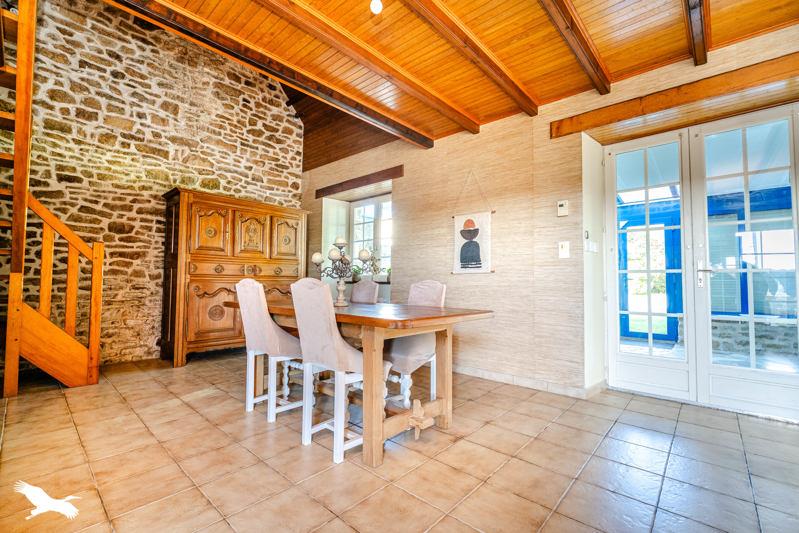 Vente Maison GUILER SUR GOYEN - 9 pièces -172 m² - (29710)
