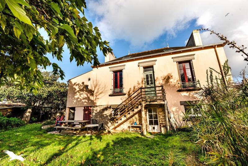 Vente Maison DOUARNENEZ - 8 pièces -140 m² - (29100)