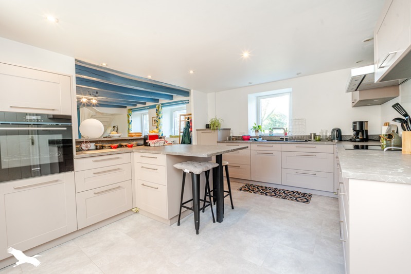 Vente Maison POULDERGAT - 6 pièces -137 m² - (29100)