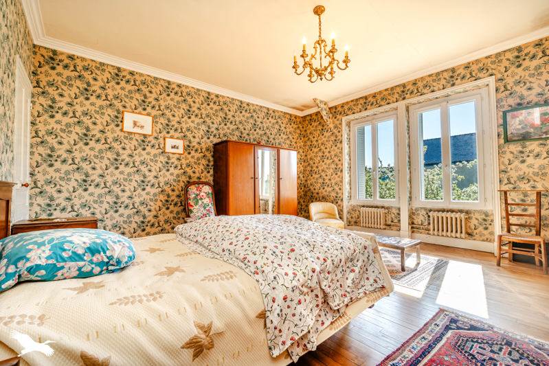 Vente Maison DOUARNENEZ - 8 pièces -303 m² - (29100)