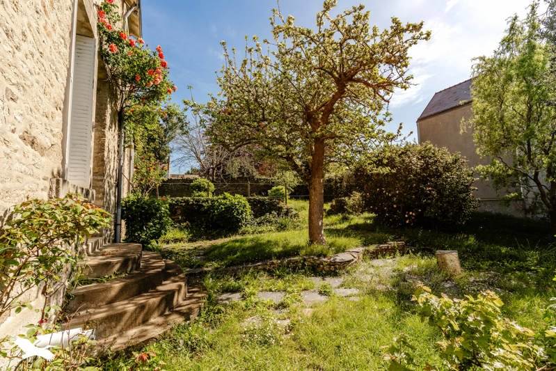 Vente Maison DOUARNENEZ - 8 pièces -303 m² - (29100)