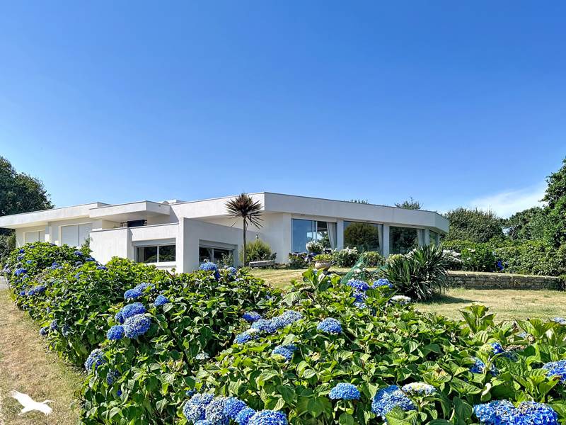 Vente Maison DOUARNENEZ - 6 pièces -196 m² - (29100)