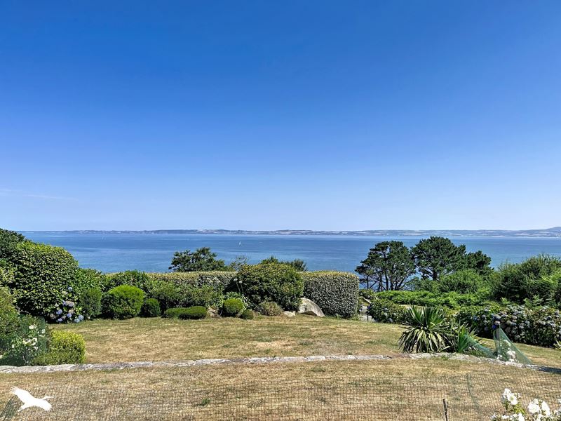 Vente Maison DOUARNENEZ - 6 pièces -196 m² - (29100)