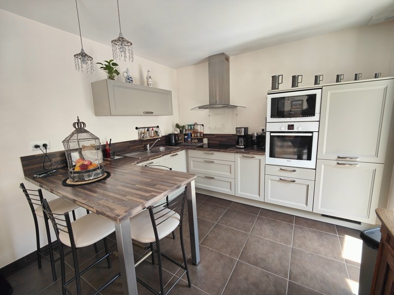 Vente Maison KERLAZ - 5 pièces -143 m² - (29100)
