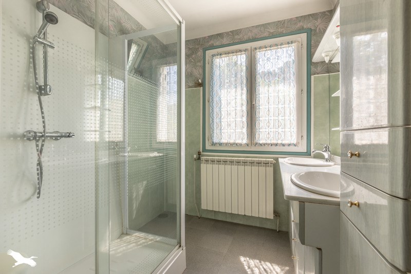 Vente Maison SALLES - 6 pièces -186 m² - (33770)