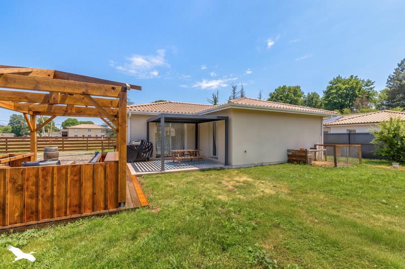 Vente Maison SALLES - 4 pièces -90 m² - (33770)