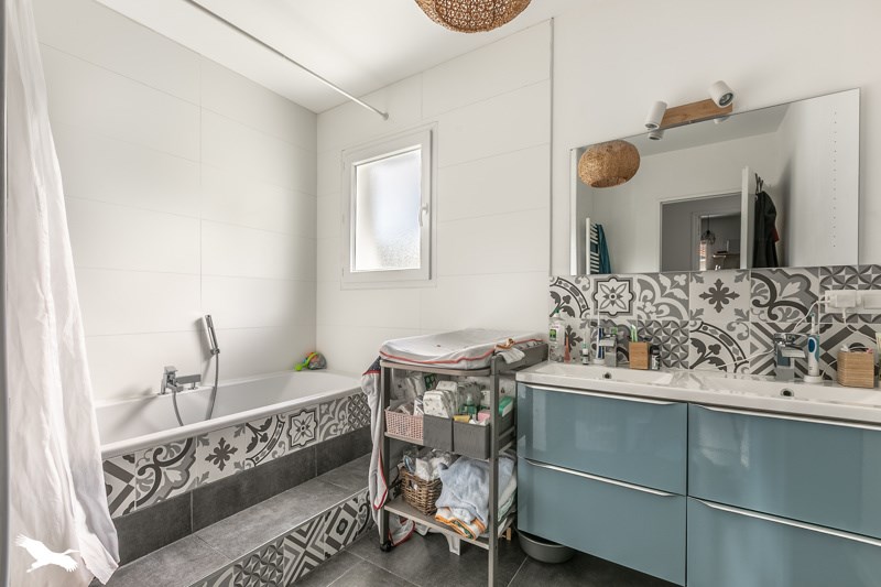 Vente Maison SALLES - 4 pièces -100 m² - (33770)
