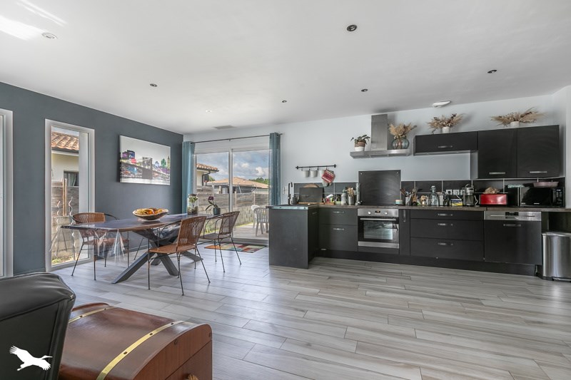 Vente Maison SALLES - 4 pièces -100 m² - (33770)