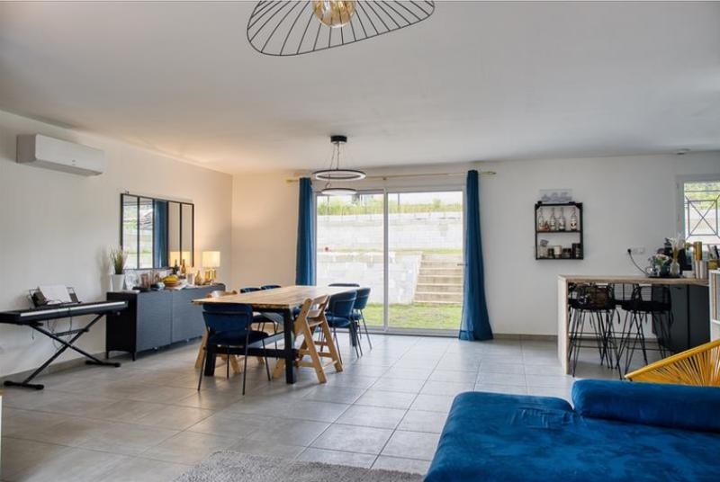 Vente Maison SALLES - 4 pièces -101 m² - (33770)