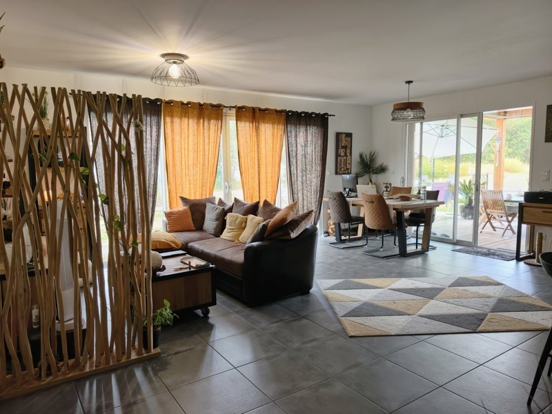 Vente Maison SALLES - 4 pièces -104 m² - (33770)