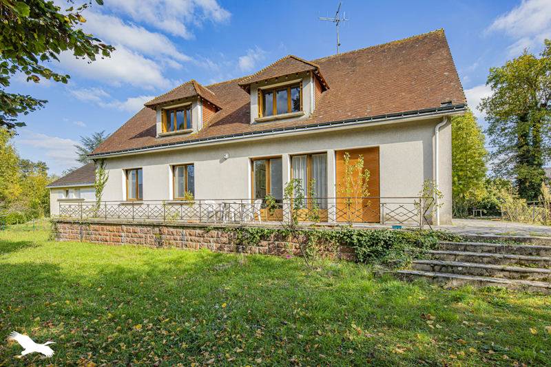 Vente Maison MONTBAZON - 9 pièces -196,5 m² - (37250)
