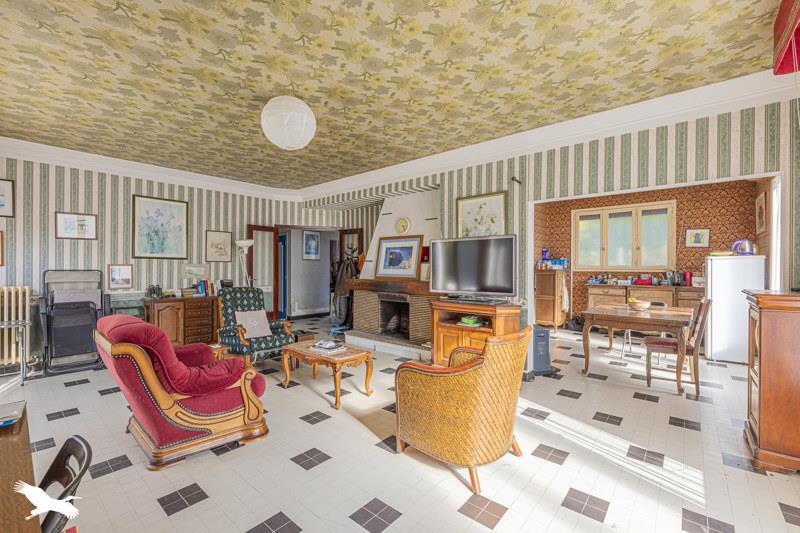 Vente Maison MONTBAZON - 9 pièces -196,5 m² - (37250)