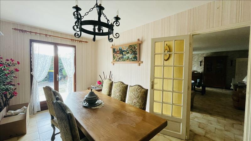 Vente Maison PINEUILH - 5 pièces -120 m² - (33220)