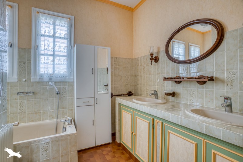 Vente Maison ST AVIT ST NAZAIRE - 5 pièces -118 m² - (33220)