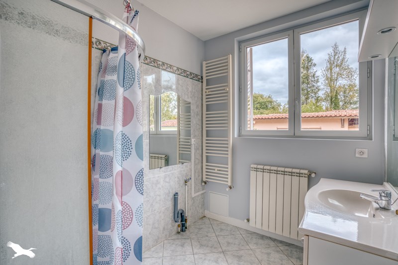 Vente Maison PINEUILH - 4 pièces -100 m² - (33220)