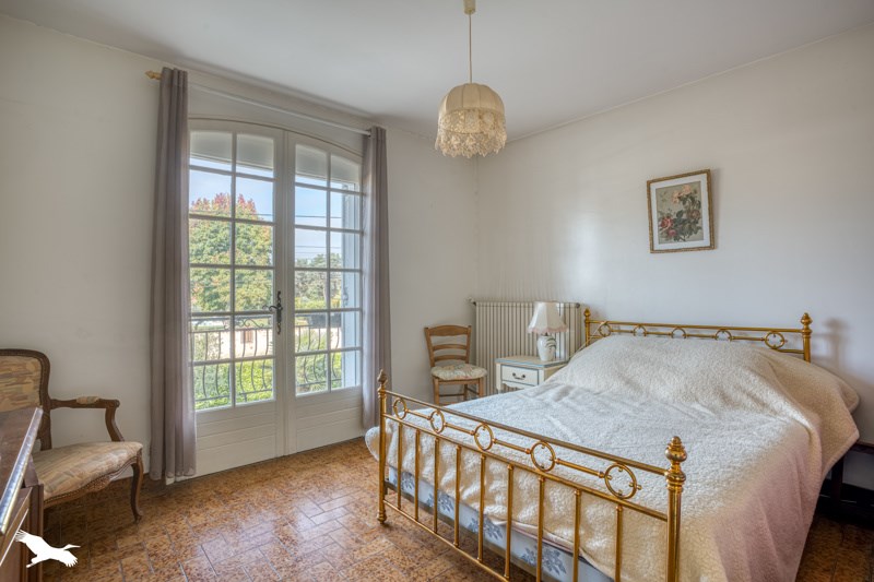 Vente Maison PINEUILH - 8 pièces -207 m² - (33220)