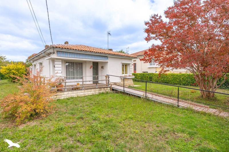 Vente Maison PINEUILH - 5 pièces -102 m² - (33220)