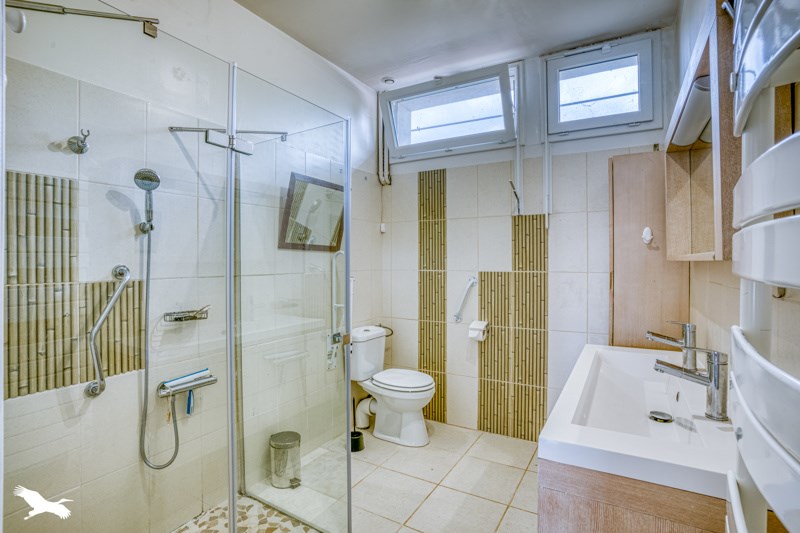 Vente Maison PINEUILH - 5 pièces -102 m² - (33220)