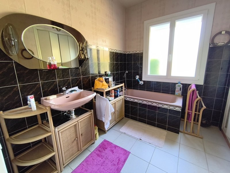 Vente Maison PINEUILH - 3 pièces -103 m² - (33220)