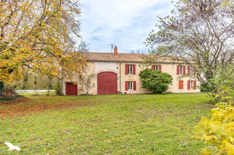 Vente Maison ST AVIT ST NAZAIRE - 9 pièces -277 m² - (33220)