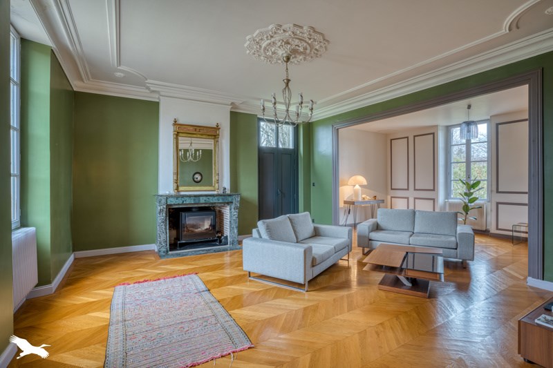 Vente Maison PINEUILH - 6 pièces -234 m² - (33220)