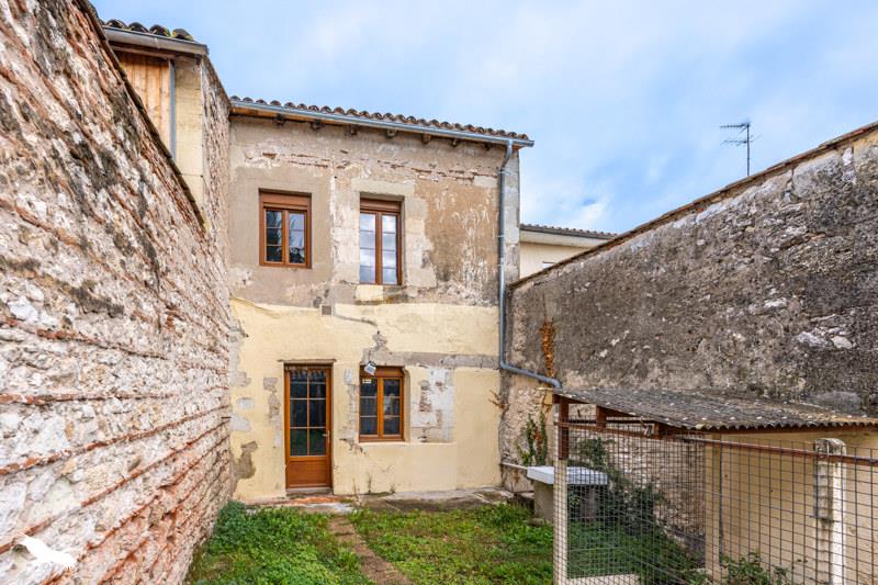 Vente Maison STE FOY LA GRANDE - 6 pièces -115 m² - (33220)