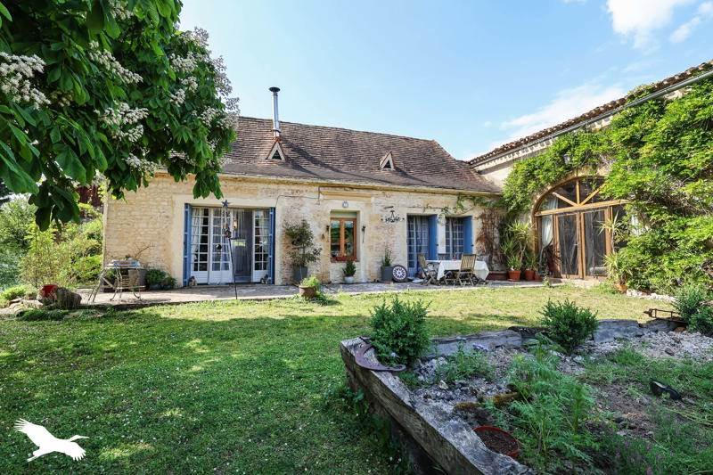 Vente Maison ST AVIT ST NAZAIRE - 6 pièces -220 m² - (33220)