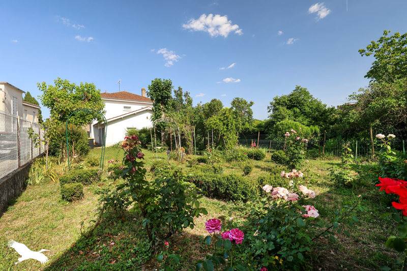 Vente Maison PINEUILH - 7 pièces -140 m² - (33220)