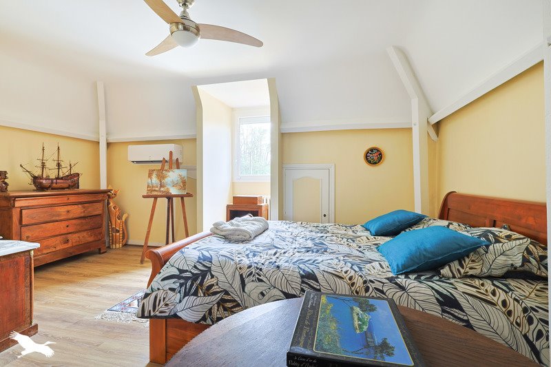 Vente Maison PORT STE FOY ET PONCHAPT - 4 pièces -170 m² - (33220)
