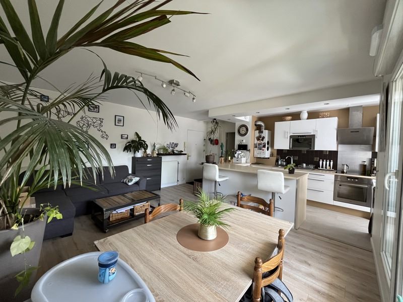 Vente Appartement GUYANCOURT 78280 3 pièces - 63 m²