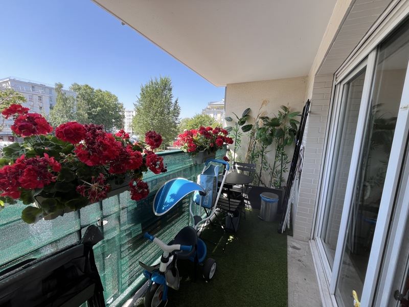 Vente Appartement GUYANCOURT - 3 pièces -63 m² - (78280)