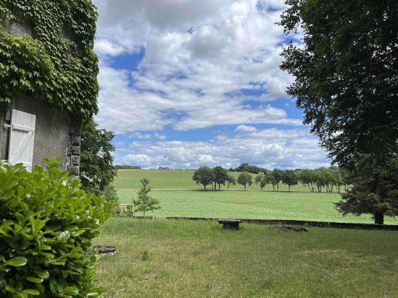 Vente Maison ST JUST LE MARTEL - 10 pièces -244 m² - (87590)