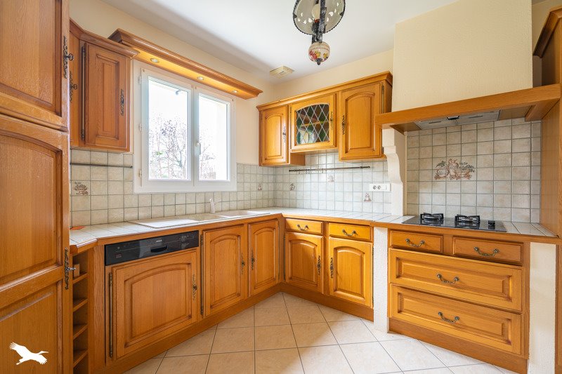 Vente Maison BREUILLET - 5 pièces -137 m² - (17920)