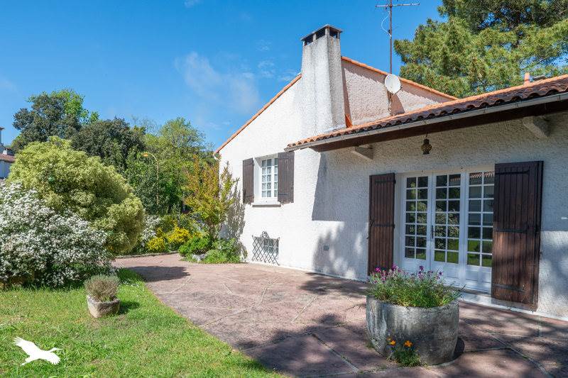 Vente Maison VAUX SUR MER - 6 pièces -142 m² - (17640)
