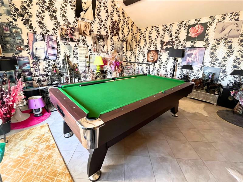 Vente Maison BOURGES - 8 pièces -194,8 m² - (18000)