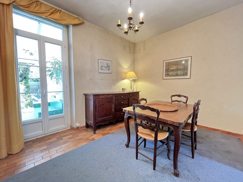 Vente Maison BOURGES - 13 pièces -225 m² - (18000)