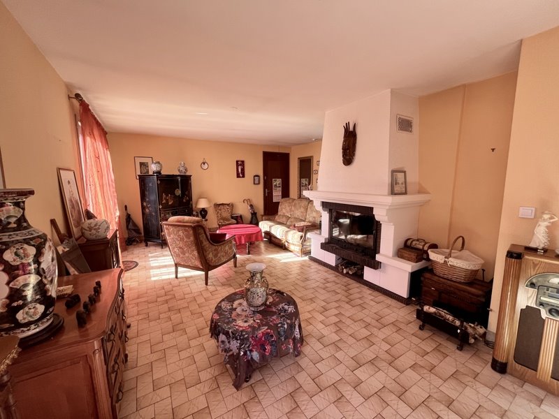 Vente Maison BOURGES - 6 pièces -100 m² - (18000)