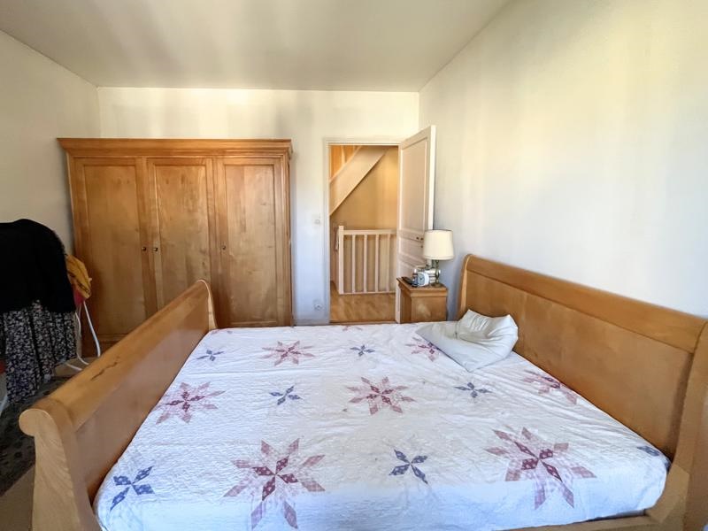 Vente Maison LES AIX D ANGILLON - 9 pièces -178 m² - (18220)