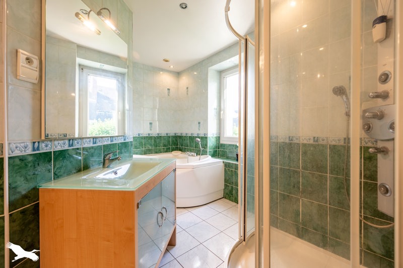 Vente Maison BOURGES - 7 pièces -185 m² - (18000)