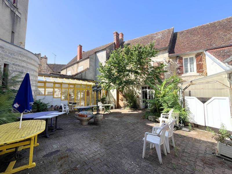 Vente Maison DUN SUR AURON - 19 pièces -450 m² - (18130)