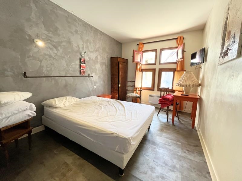 Vente Maison DUN SUR AURON - 19 pièces -450 m² - (18130)