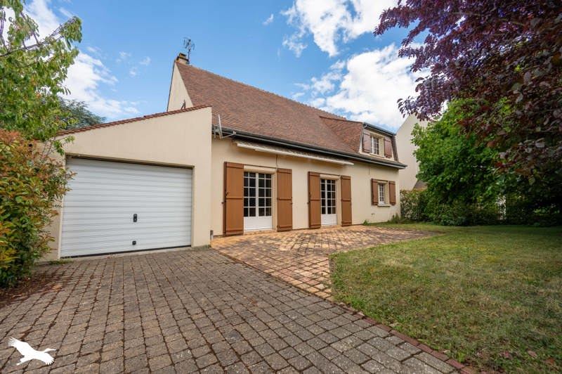 Vente Maison BOURGES - 6 pièces -137 m² - (18000)