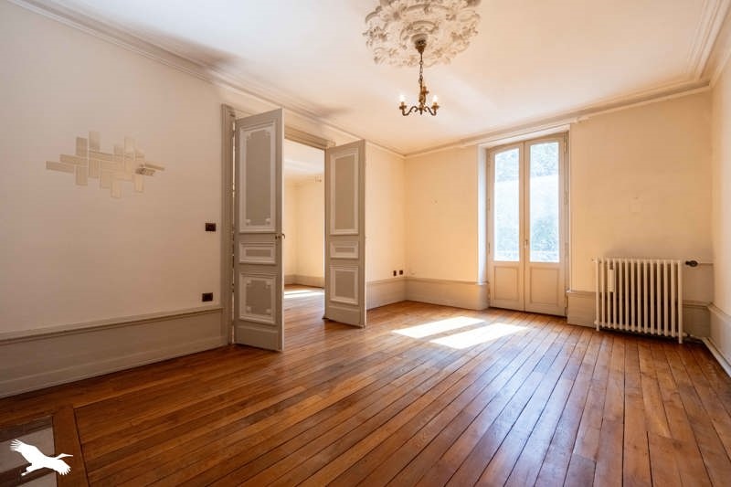 Vente Appartement BOURGES - 5 pièces -137 m² - (18000)