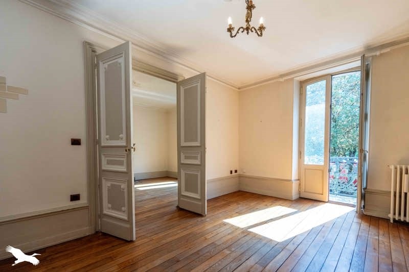 Vente Appartement BOURGES - 5 pièces -137 m² - (18000)