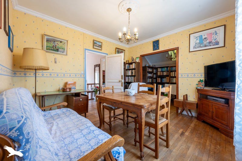 Vente Maison Saint-Germain-du-Puy - 7 pièces -138 m² - (18390)