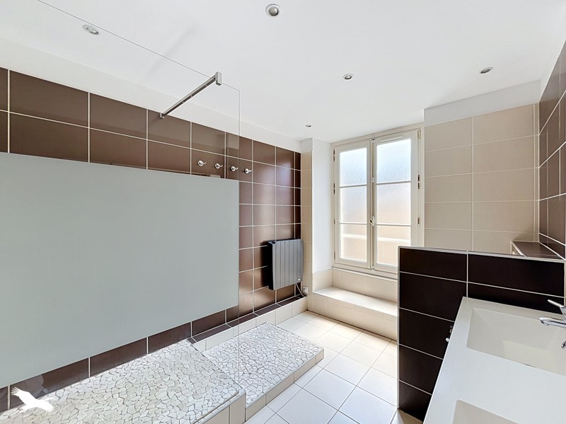 Vente Maison BOURGES - 6 pièces -137 m² - (18000)