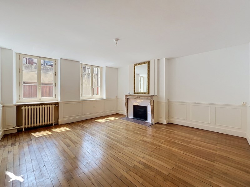 Vente Maison BOURGES - 6 pièces -137 m² - (18000)