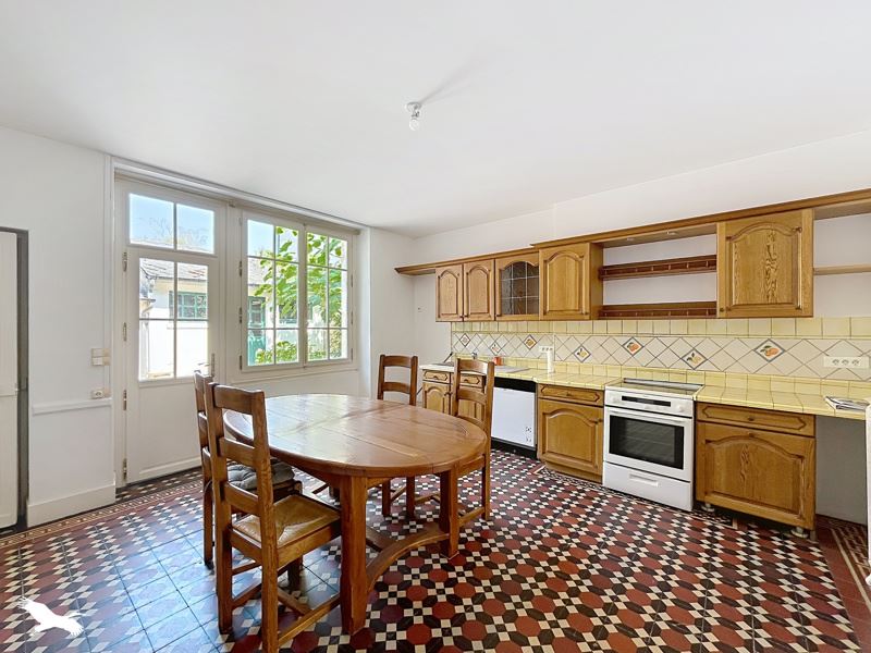Vente Maison BOURGES - 6 pièces -137 m² - (18000)